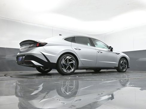 New 2026 Hyundai Sonata SEL FWD image 39