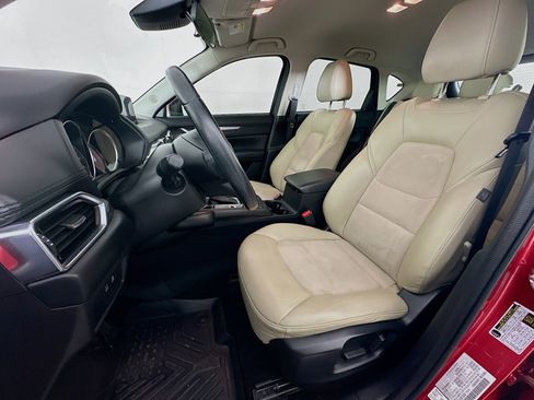Used 2019 MAZDA CX-5 Touring image 13