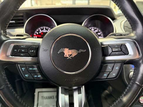 Used 2020 Ford Mustang Premium image 13