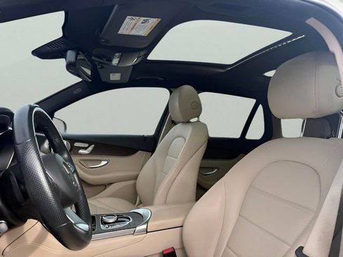 Used 2018 Mercedes-Benz GLC 300 4MATIC image 15
