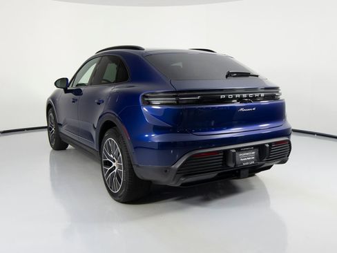 New 2026 Porsche Macan 4 Electric AWD/4WD image 5