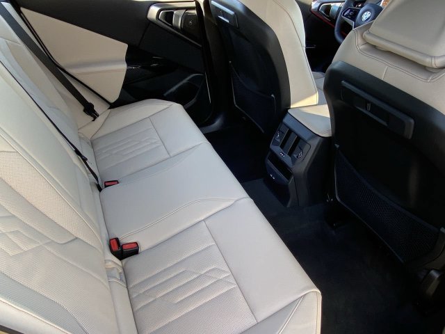 Used 2026 BMW X3 xDrive30i w/ Premium Package AWD/4WD image 14