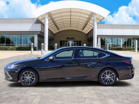 Used 2023 Lexus ES 350 350 Premium Package image 3