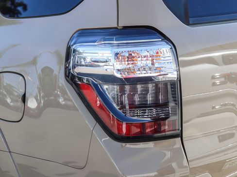 Used 2016 Toyota 4Runner TRD Pro image 12