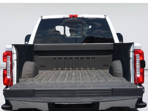 Used 2024 Ford F250 Lariat w/ Lariat Ultimate Package AWD/4WD image 31