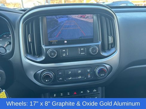 Used 2022 Chevrolet Colorado ZR2 image 13