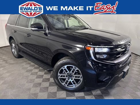 Used 2025 Ford Expedition Active AWD/4WD image 1
