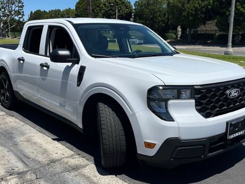 Used 2025 Ford Maverick XL w/ Equipment Group 102A AWD/4WD image 2