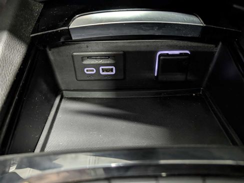 Used 2021 Buick Envision Essence w/ Technology Package I image 34