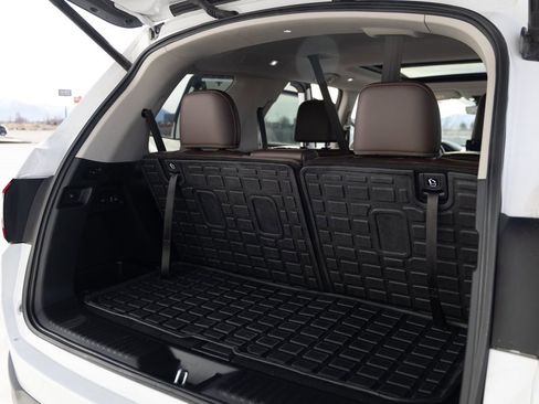 Used 2024 Honda Pilot Elite image 19