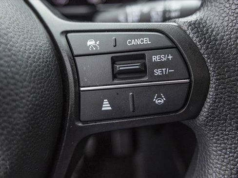 Used 2025 Honda CR-V LX image 16