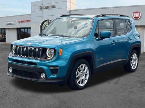 Certified 2021 Jeep Renegade Latitude w/ Luxury Group I FWD image 3
