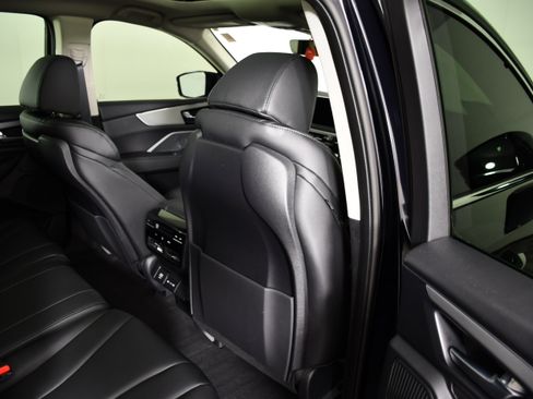 Certified 2025 Acura MDX SH-AWD image 44