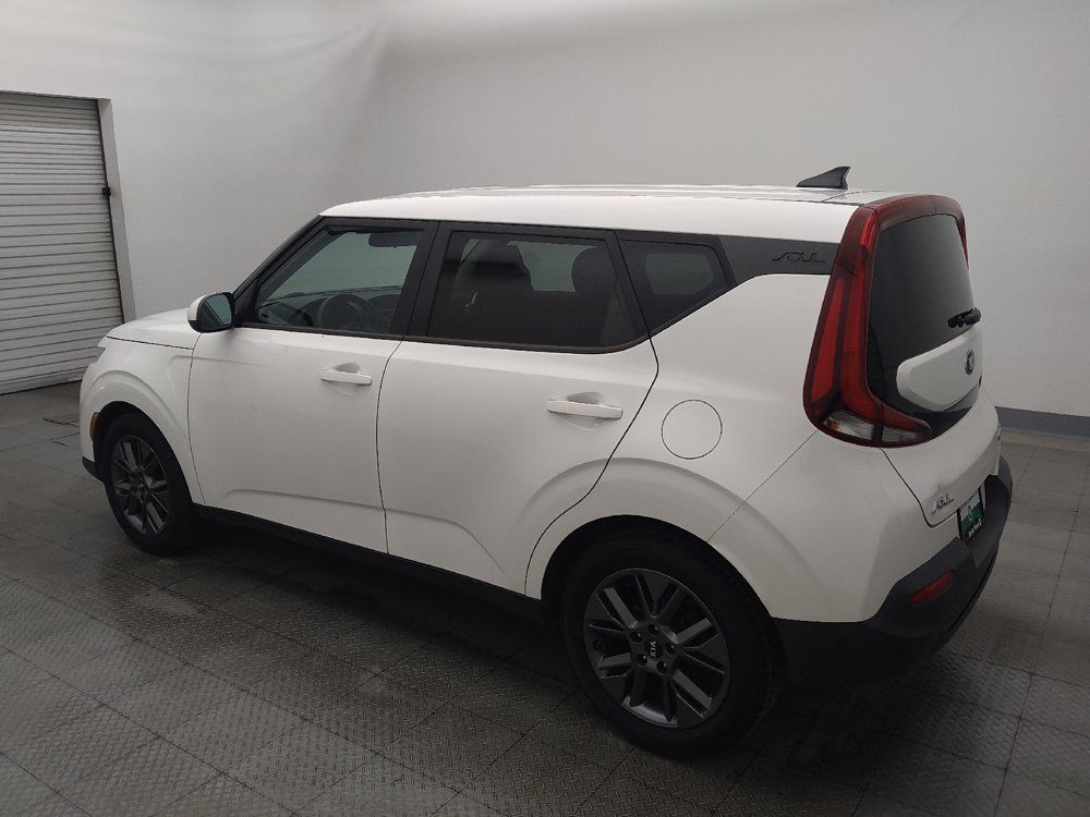 Used 2021 Kia Soul S FWD image 3