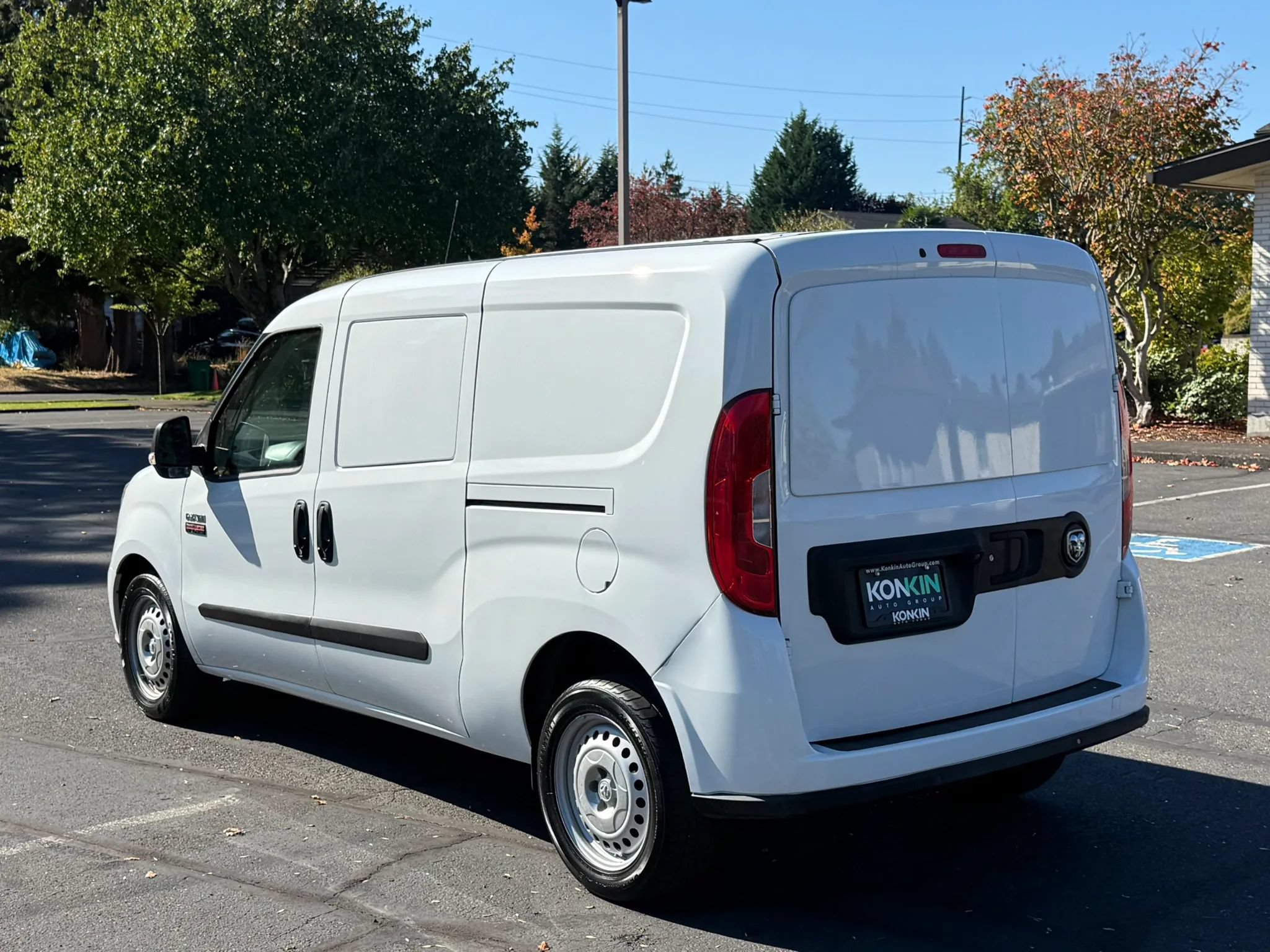 Used 2021 RAM ProMaster City Tradesman FWD image 4
