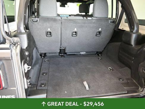 Used 2025 Jeep Wrangler Unlimited Sport AWD/4WD image 21