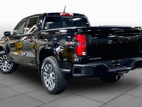 Used 2023 Chevrolet Colorado Z71 w/ Z71 Convenience Package 2 AWD/4WD image 12