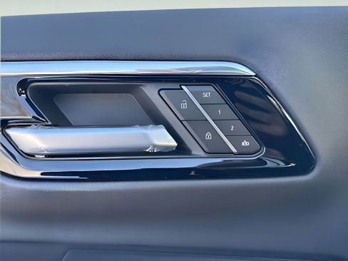 New 2026 Chevrolet Tahoe High Country AWD/4WD image 25
