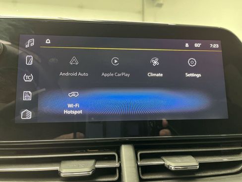 Certified 2024 Chevrolet Trax ACTIV FWD image 17