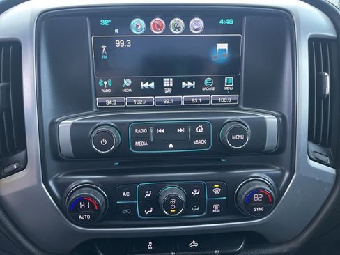 Used 2018 GMC Sierra 1500 SLE w/ SLE Value Package image 19