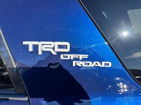 Used 2019 Toyota 4Runner TRD Off-Road Premium image 10