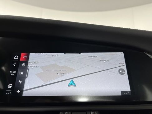 Used 2025 Alfa Romeo Giulia AWD w/ Driving Assist Package image 29