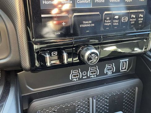 New 2026 RAM 3500 Limited AWD/4WD image 38