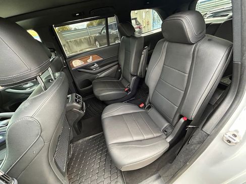 Used 2024 Mercedes-Benz GLS 450 4MATIC w/ AMG Line Exterior image 39