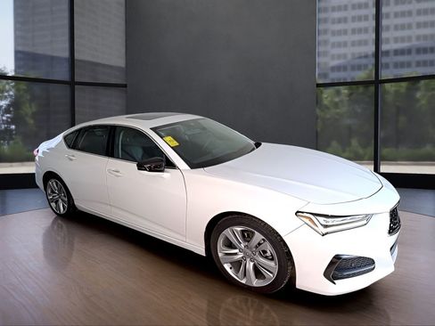 Used 2023 Acura TLX w/ Technology Package image 3