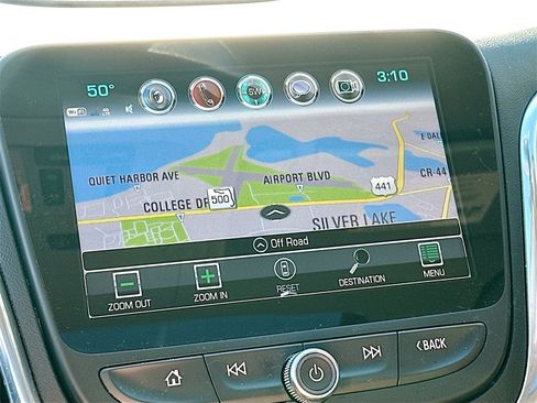 Used 2018 Chevrolet Equinox Premier image 13