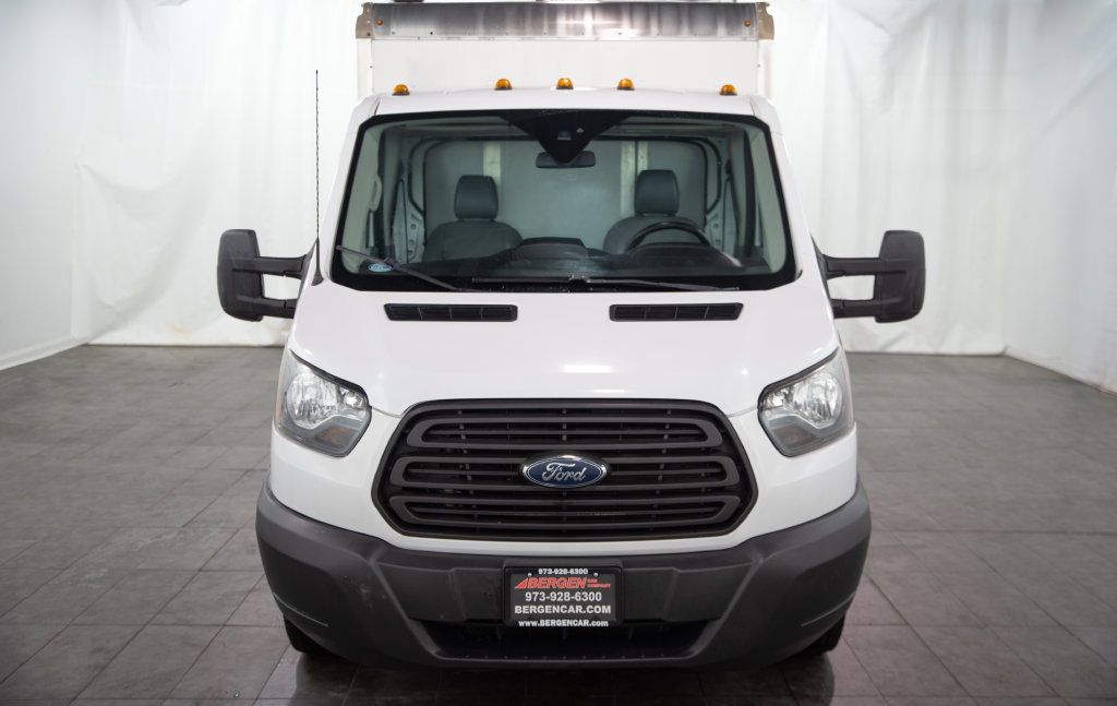 Used 2017 Ford Transit 250 138 RWD image 2
