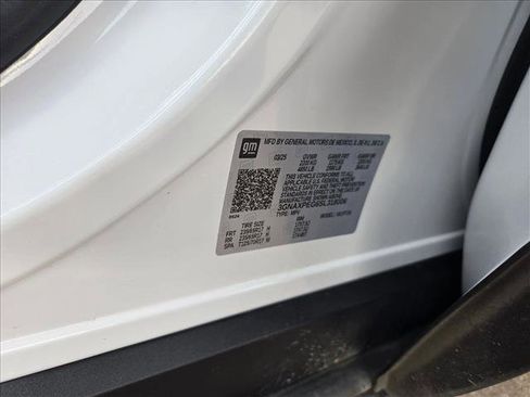 Used 2025 Chevrolet Equinox LT AWD/4WD image 24