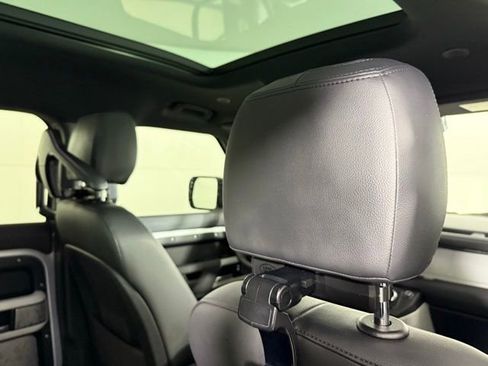 Certified 2024 Land Rover Defender 130 S image 28