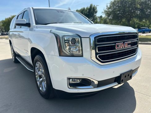 Used 2018 GMC Yukon XL SLT w/ HD Trailering Package RWD image 4
