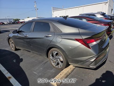 Used 2025 Hyundai Elantra Sport FWD image 6