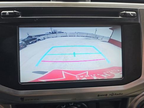 Used 2018 Toyota 4Runner SR5 Premium image 41