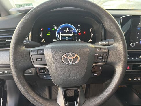 Certified 2025 Toyota Camry LE FWD image 20