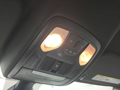 Used 2022 RAM 1500 Big Horn AWD/4WD image 39