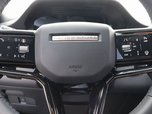 Used 2026 Land Rover Range Rover Evoque Dynamic SE image 19