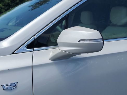 Certified 2024 Cadillac XT6 Premium Luxury w/ Technology Package FWD image 10