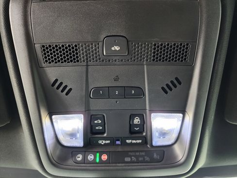 Used 2020 Cadillac XT5 Premium Luxury image 45