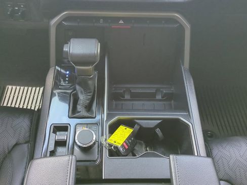 Used 2024 Toyota Tundra SR5 w/ SR5 Premium Package image 17