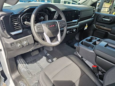 New 2026 GMC Sierra 3500 SLE AWD/4WD image 17