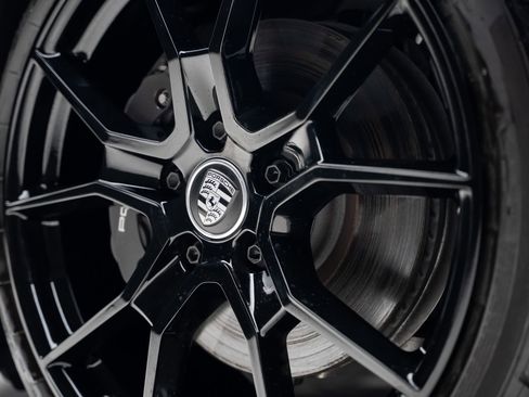 Used 2023 Porsche Taycan image 22