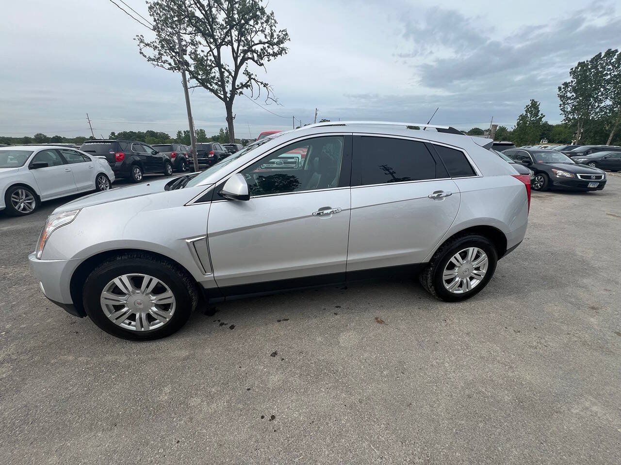 Used 2013 Cadillac SRX Luxury AWD/4WD image 4