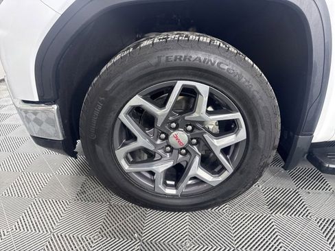 Used 2023 GMC Sierra 1500 SLT w/ SLT Premium Package image 7