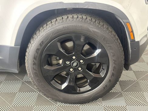 Used 2022 Land Rover Defender 110 AWD/4WD image 12