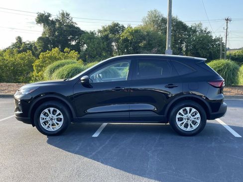 Used 2025 Ford Escape Active AWD/4WD image 4