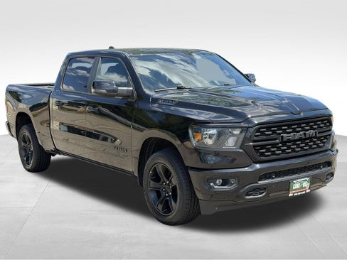 Used 2022 RAM 1500 Big Horn AWD/4WD image 3