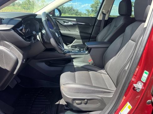 Used 2023 Buick Envision Essence AWD/4WD image 10